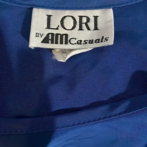 LORI by AM Casuals Dark Blue Sleeveless Blouse! - Picture 4 of 4